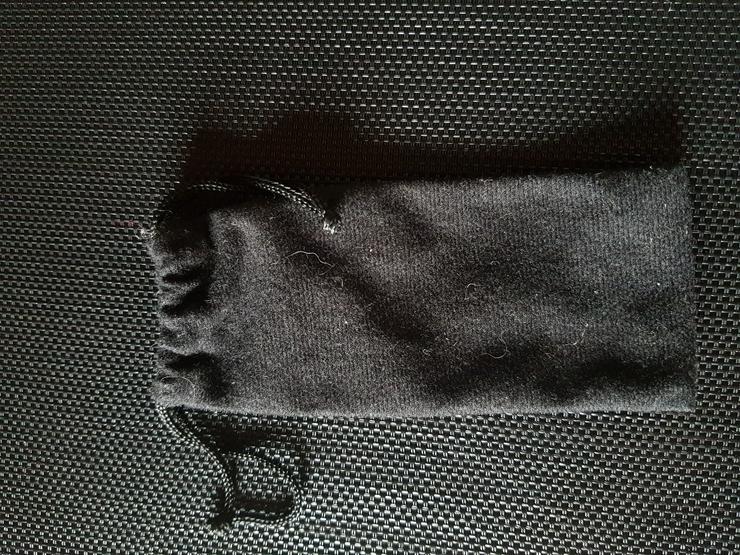 Schwarzes Täschchen ( auch zu verschicken) - Taschen & Rucksäcke - Bild 1