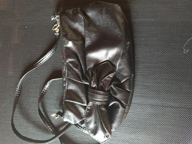 Bild 1: Schwarze Handtasche (auch zu verschicken)