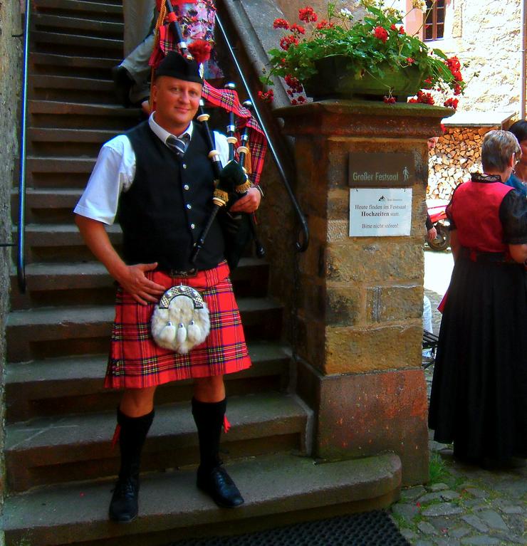 Live Music Booking Made Easy - Bagpiper for you - 0176-50647666 - Halle, Magdeburg, Dresden, Cottbus, Aue, Zwickau
