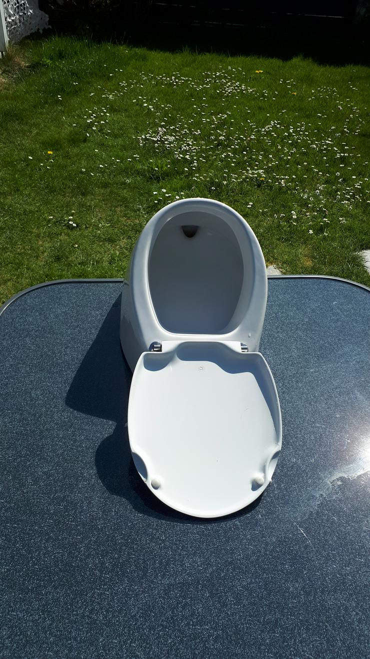 Bild 2:   Urinal Becken mit Deckel in weiß gebraucht. 