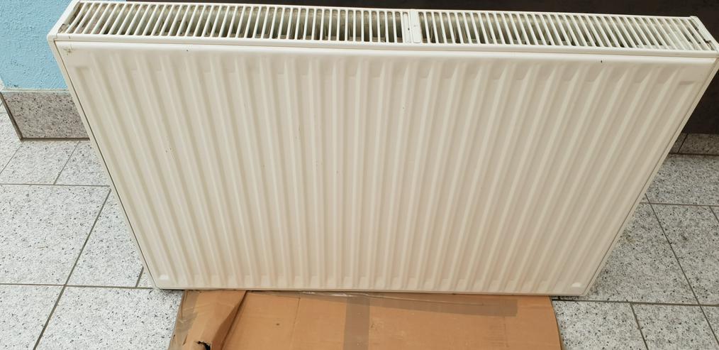 Bild 1: Heizkörper Flachheizkörper 90x60cm weiß + Thermostat + Halterungen