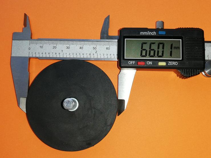 Bild 4:  Super Magnet, Neodym mit Gummimantel, je 25 kg Haftkraft 