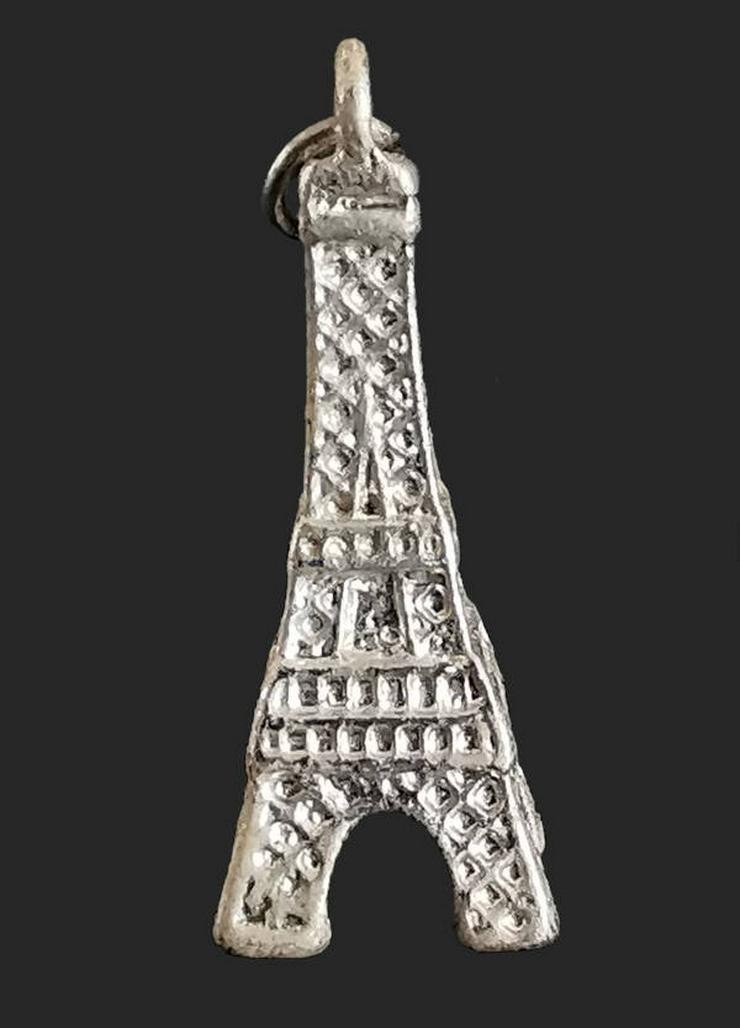 Bild 2: Silberner Eiffelturm Anhänger für Kette oder Bettelarmband