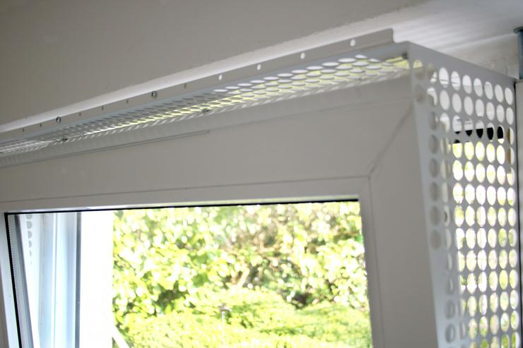 Bild 6: Kippfensterschutz für Vögel von austmetall, OHNE BORHEN OHNE KLEBEN, SYSTEM 4 + Wellizubehör