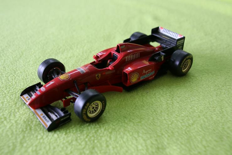 Bild 2: Modellauto “Ferrari F310“, 1:24, Top Zustand