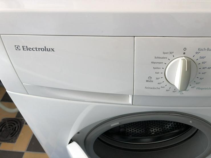 Waschmaschine Elektrolux 85 cm hoch und 60 cm breit freistehend
