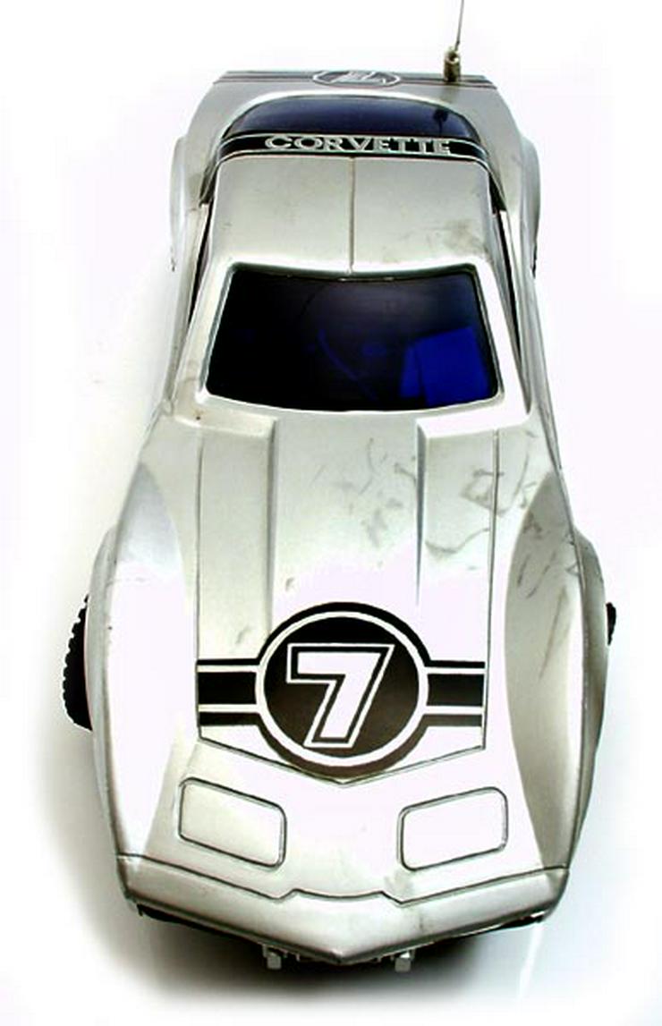 Bild 5: Chevrolet CORVETTE STINGRAY - Modellauto - Spielzeugauto - 27x10x7, 5cm