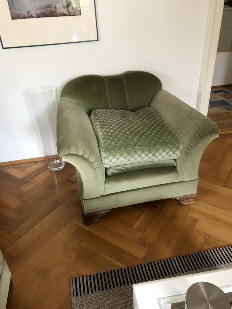 Wunderschönes altes Sofa mit passendem Sessel  - Sofas & Sitzmöbel - Bild 7