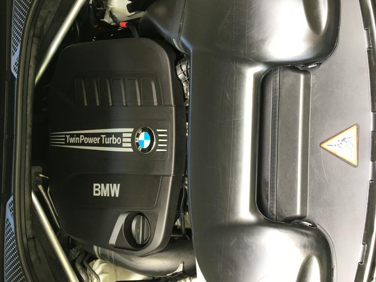 Bild 14: PKW -BMW. X5