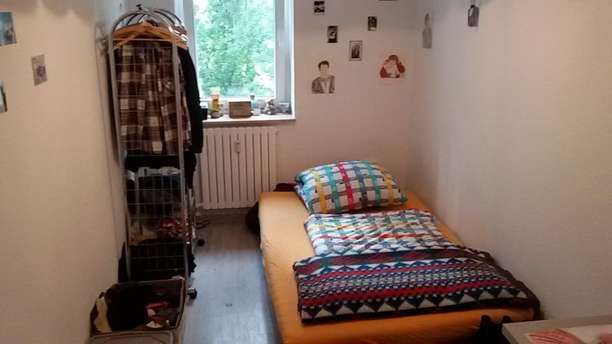 Palettenbett mit 3 Paletten (und Matratze) - Betten - Bild 2