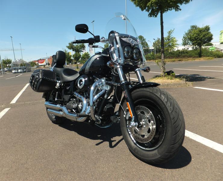 Bild 9: Harley Davidson