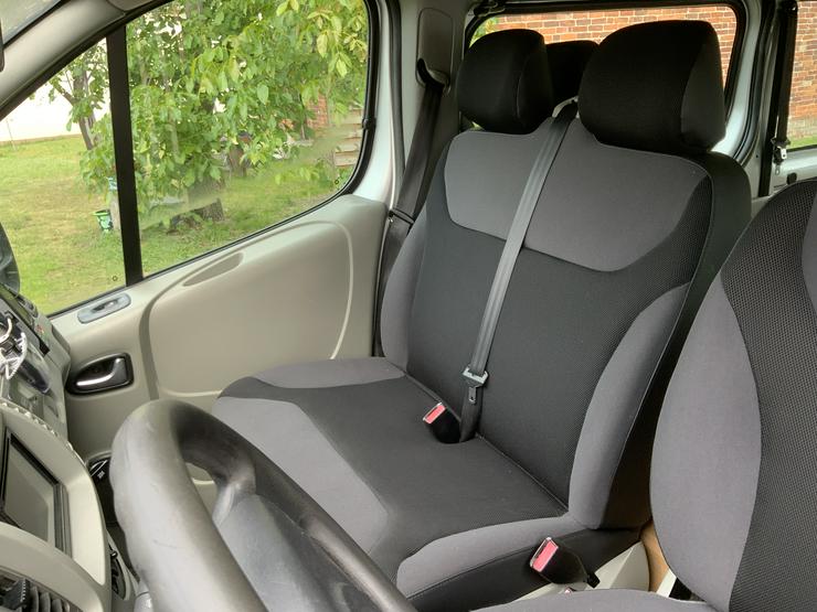 Bild 2: Beifahrersitz Opel Vivaro / Renault Trafic / Nissan Primstar
