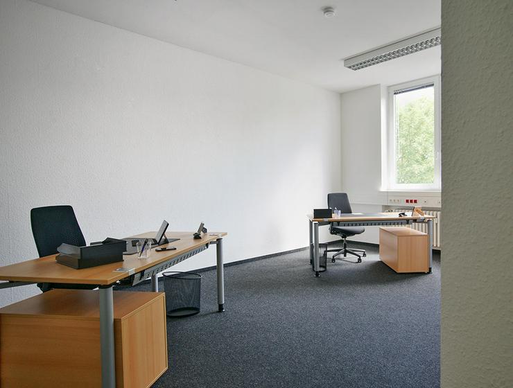 ALL-INCL.-MIETE: Renovierte Büros mit Teeküche inkl. Kaffee- und Teeflatrate in Bonn - Gewerbeimmobilie mieten - Bild 3