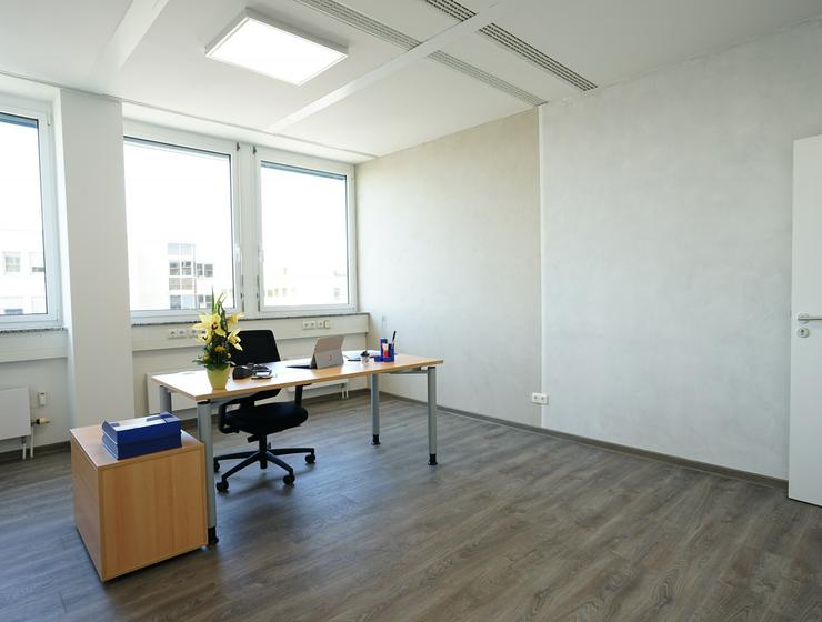 Moderne Büros im repräsentativen Sirius Office Center Dreieich *Jubiläums-Aktion* - Gewerbeimmobilie mieten - Bild 4