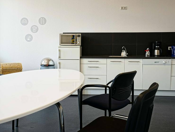Schöne Büroflächen mit Teeküche und 24/7 Zugang in Düsseldorf