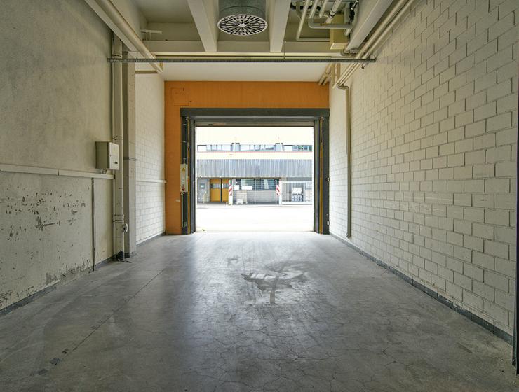 Großzügige Hallenflächen - teilweise mit Starkstrom und Wasseranschluss – in Heidenheim - Gewerbeimmobilie mieten - Bild 5