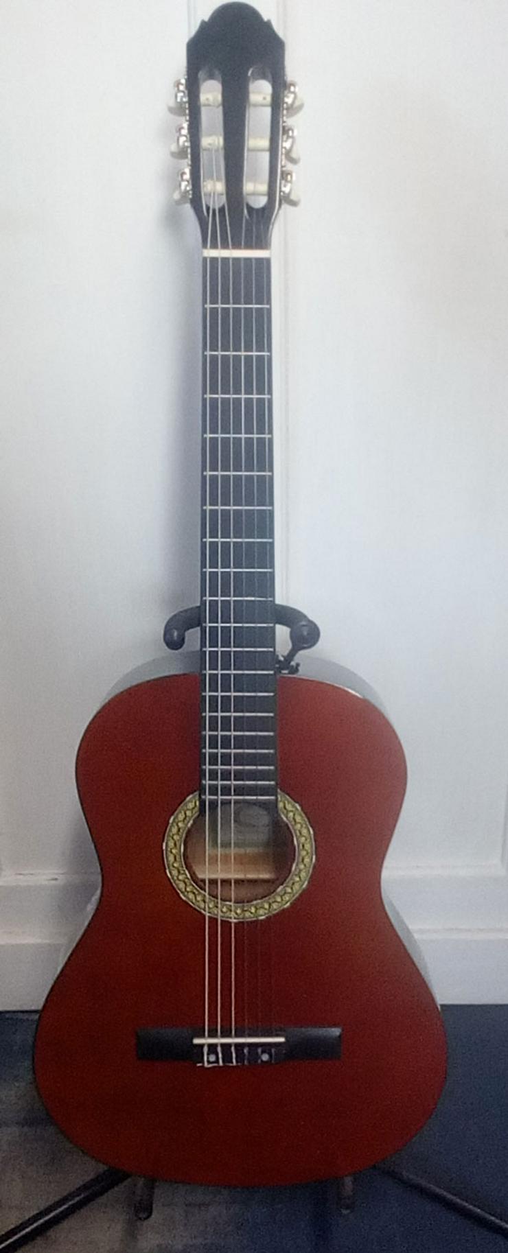 Bild 1: Konzertgitarre Gitarre 4/4 Größe in braun