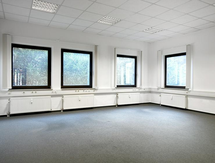 Bild 4: Renovierte Büroflächen mit angenehmer Arbeitsatmosphäre in Krefeld