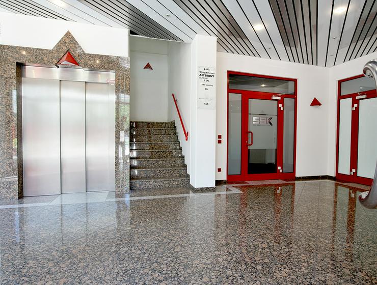 Renovierte Büroflächen mit angenehmer Arbeitsatmosphäre in Krefeld - Gewerbeimmobilie mieten - Bild 7