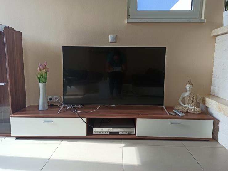 TV Sideboard / Lowboard für Selbstabholer Nussbaum/weiß  200x25x40cm (B/H/T) - TV & Hi-Fi Möbel - Bild 1