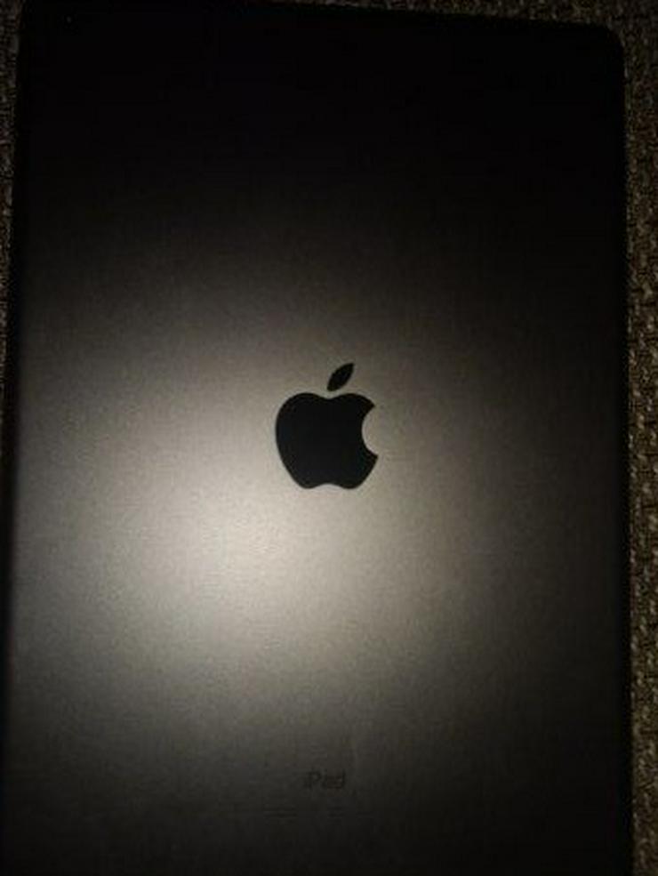 Bild 2: Apple iPad 10,2" 7th Generation Wi-Fi 32 GB Space Grau