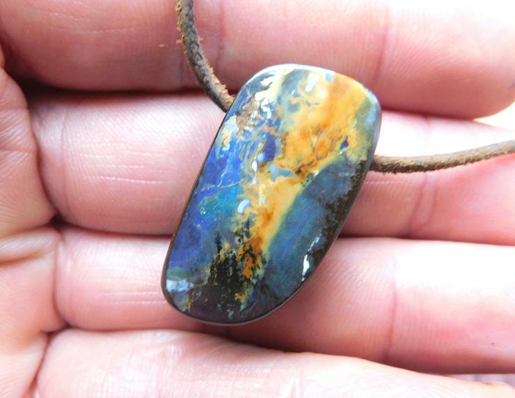 Boulder opal Anhänger seitlich gebohrt 