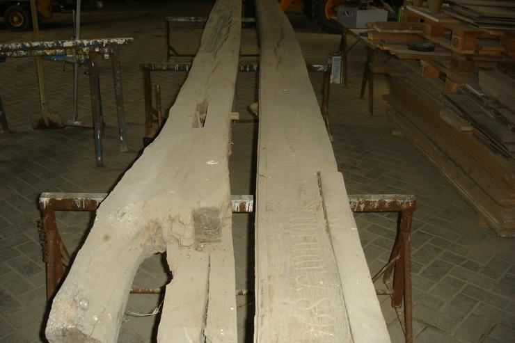 Bild 6: Altes Eichen Holz Balken, Bretter, Ständer und Kopfbänder
