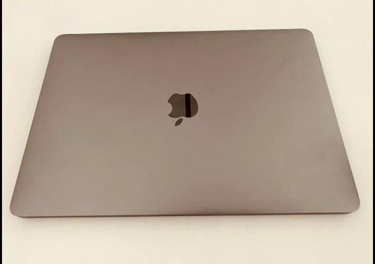 Bild 4: MacBook Pro 13“ 2019 i5 mit 2,4 GHz/8GB RAM/256GB SSD/Thunderbolt 3