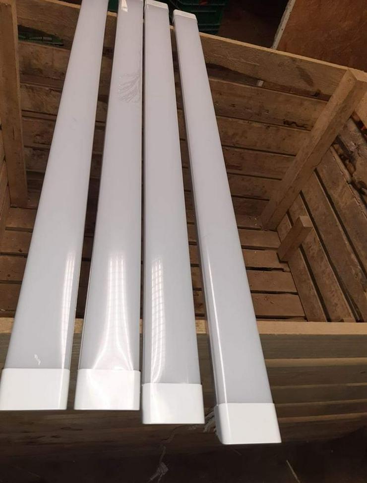 Bild 16: LED Röhre Tube Leuchtstoffröhre Lichtleiste Deckenleuchte Decken Lampe Röhren DE