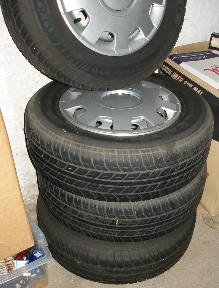 Bild 2: Vier Reifen auf 4-Loch Stahlfelgen 175/70 R13 Profil 5-6mm u.a. für Honda Civic (Bj.1997); wenig gelaufen.