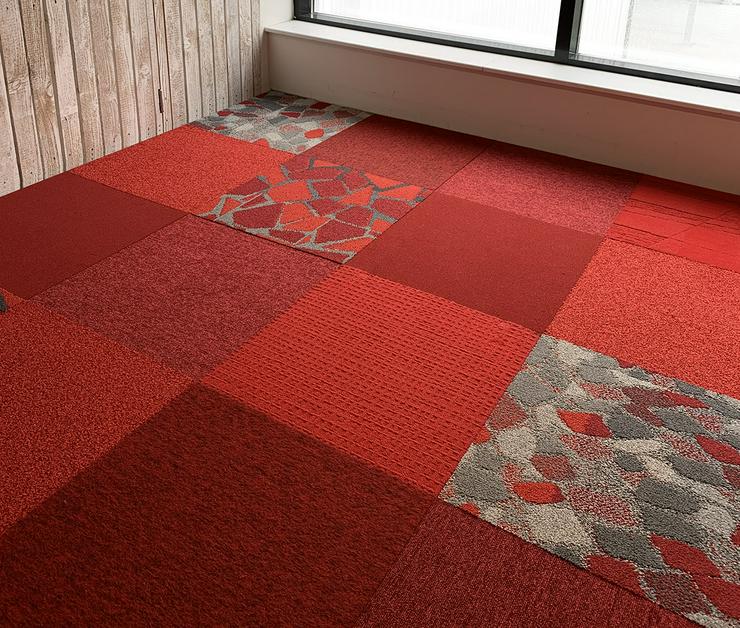 Schöne rote Mischung Heuga & Interface Teppichfliesen Dekorativ! - Teppiche - Bild 1