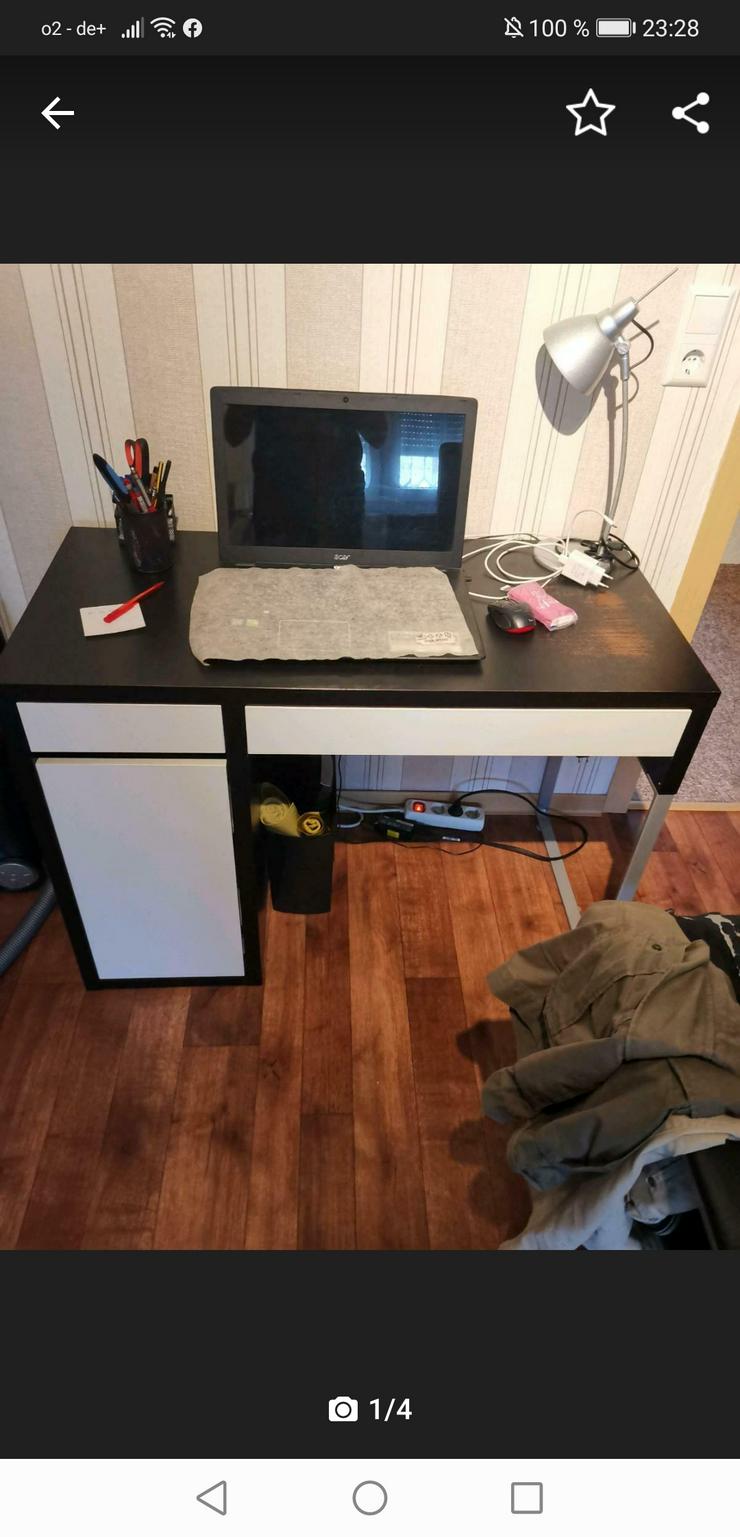 Schreibtisch massiv von Ikea 
