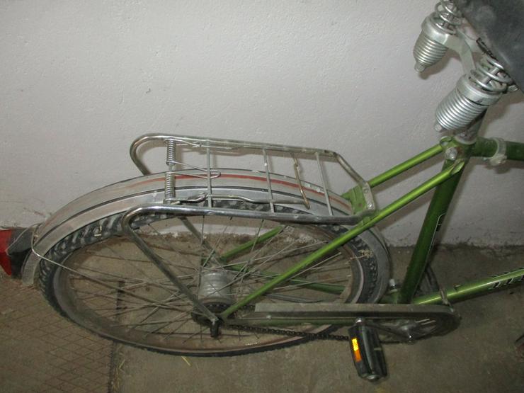 Bild 6: Oldtimerfahrrad von EWI zum herrichtern Versand möglich