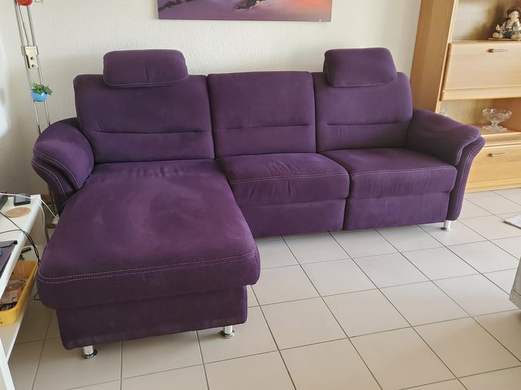 Bild 2: Sofa mit Relaxfunktion