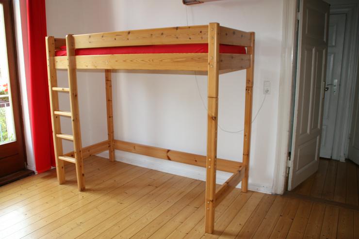 Thuka Kids Hochbetten - aus massiver Kiefer in Naturholz-Ausführung  mit Erhöhung und Sicherheitsumrandung - Betten - Bild 2