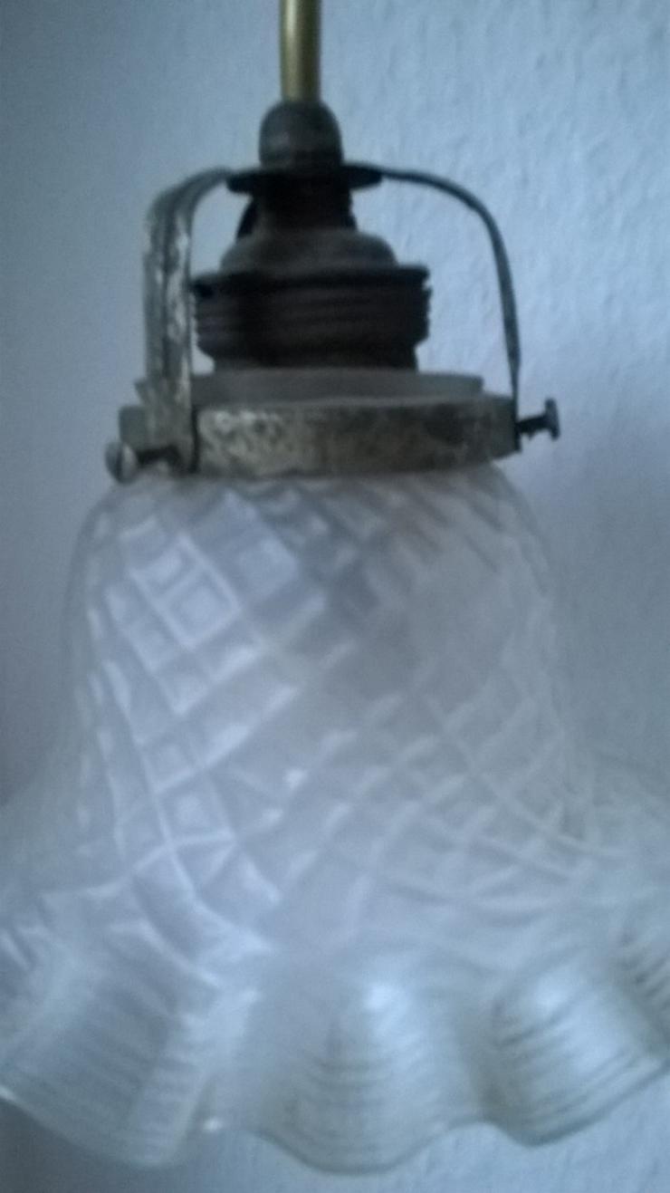 Bild 3: Jugendstil-Lampe mit Porzellan-Fassung