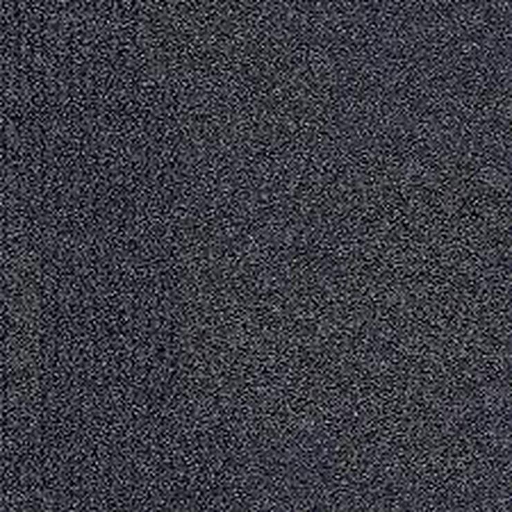 Begehrte Transformation Carpet Tiles Anthrazit mit blauem Effekt - Teppiche - Bild 1