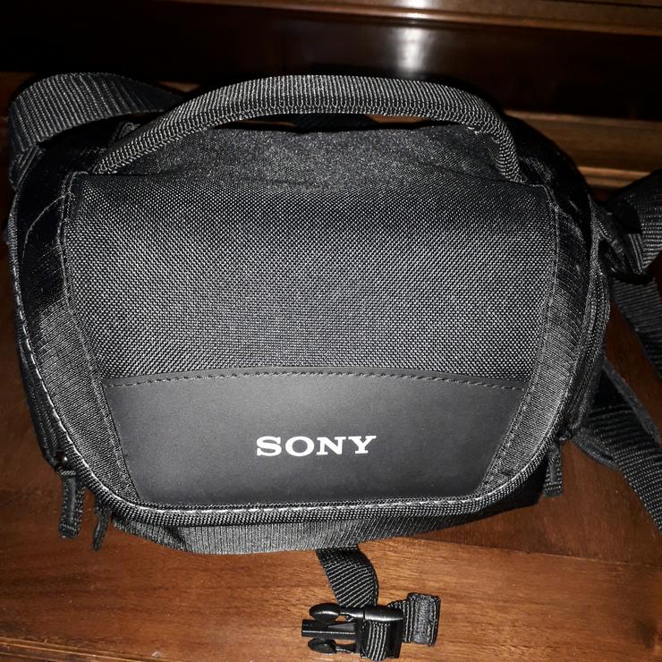 Bild 3: Digitalkamera Sony 6000 mit Wechselobjektiv + Tasche