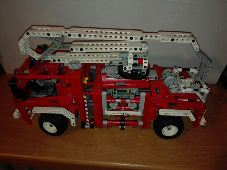 Bild 3: Lego Technik Feuerwehrauto Nr. 8289