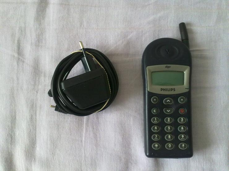 Bild 2: Mobil Telefone von 1997/98