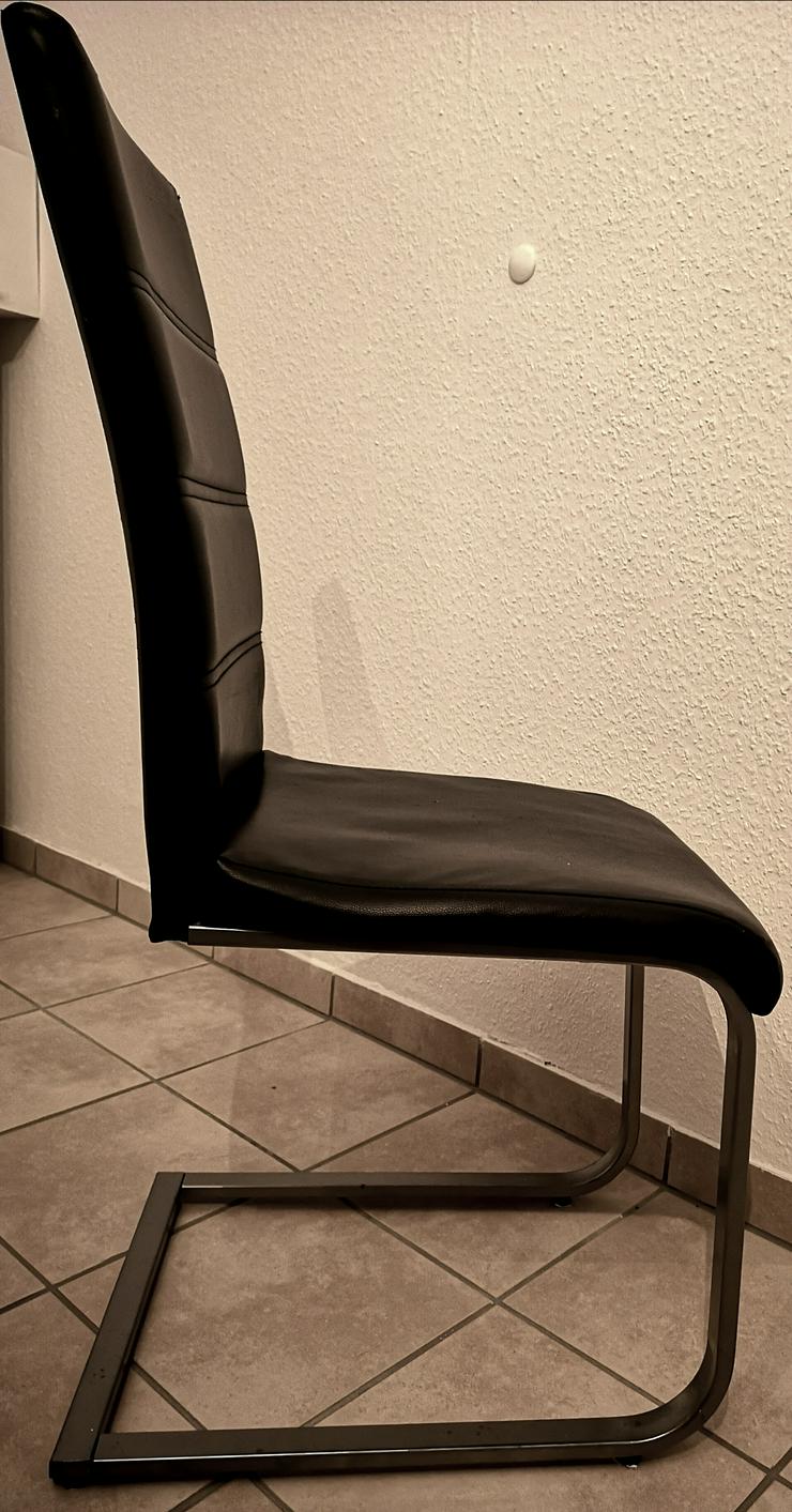 Bild 3: Stuhl Freischwinger Kunstleder Gebrauchsspuren