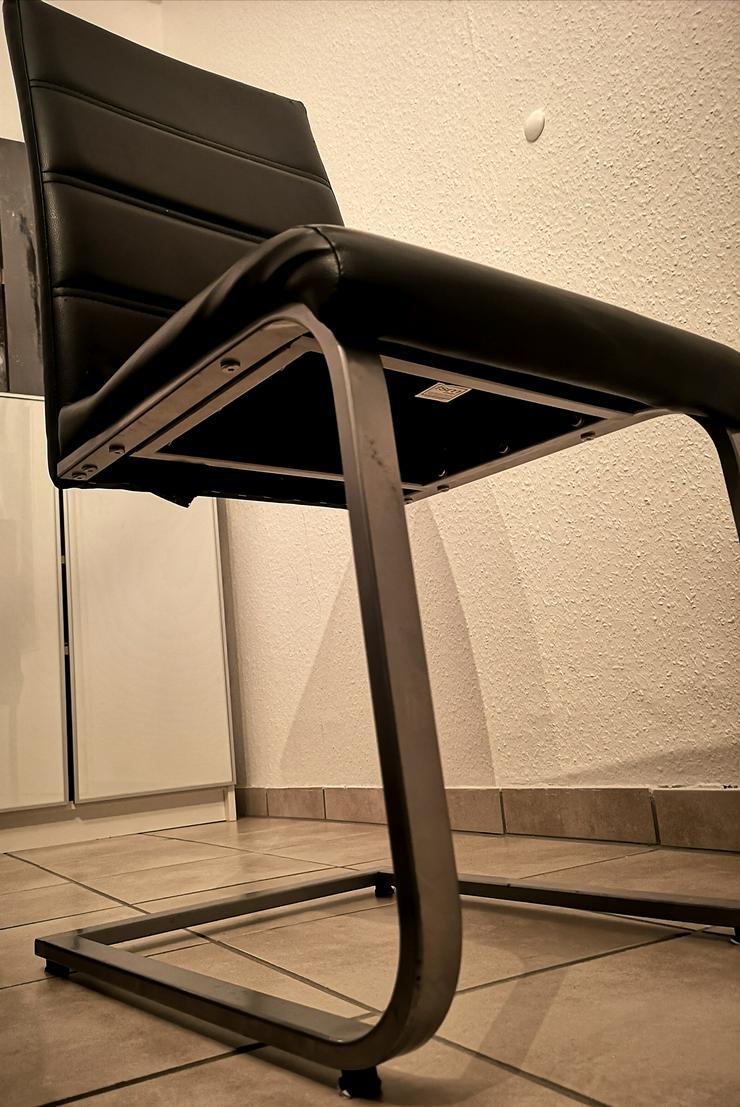 Stuhl Freischwinger Kunstleder Gebrauchsspuren - Stühle & Sitzbänke - Bild 2