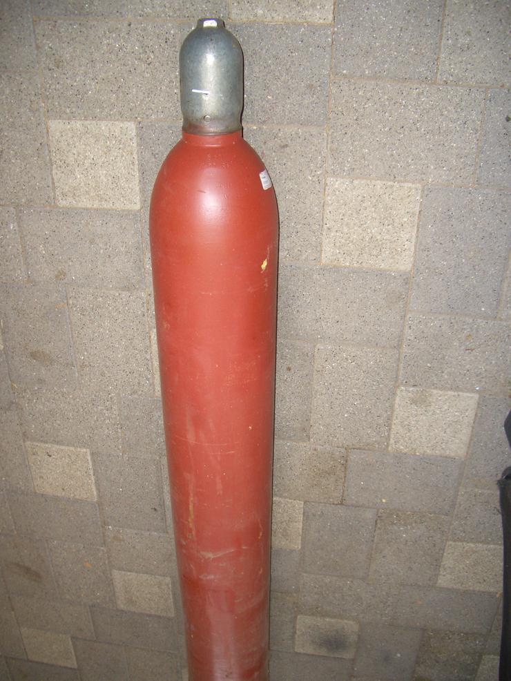 Bild 1: Acetylen Gasflasche