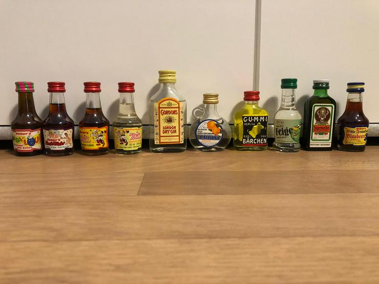 145 Miniatur Schnapsflaschen - Sammlung  - Weitere - Bild 5