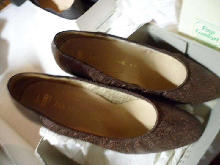 Biete 6 Paar Leder-Damenschuhe , Größe 43H - Damen Schuhe - Bild 6