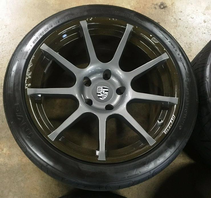 Bild 2: 19″ Carbon fiber porsche wheels and tires
