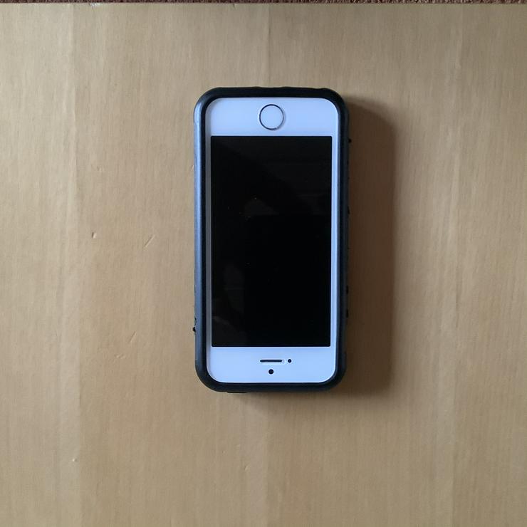 Bild 3: iPhone SE, Silber, 16GB, inklusive Schutzhülle in Originalverpack
