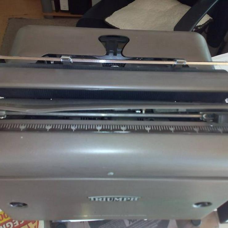 Schreibmaschine "TRIUMPH matura 50", mechanisch, Farbband trocken  second hand - Weitere - Bild 4