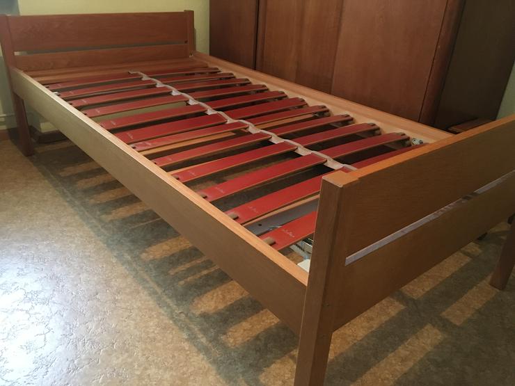 Holzbett zu verkaufen  - Betten - Bild 5