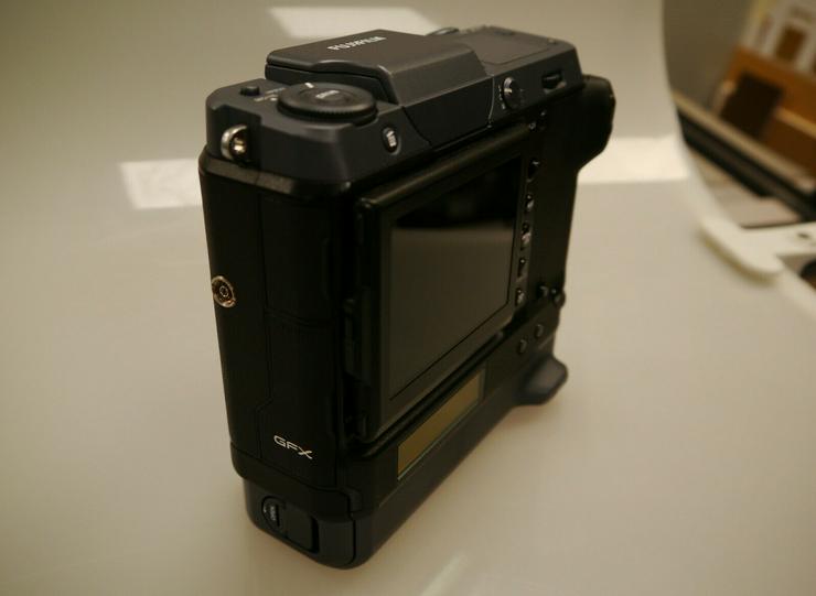 Digitalkamera Fujifilm GFX100 MITTELFORMAT  08/2019 - Digitalkameras (Kompaktkameras) - Bild 3